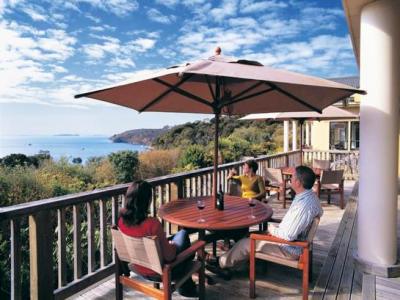 Stewart Island Lodge Oban  ภายนอก รูปภาพ